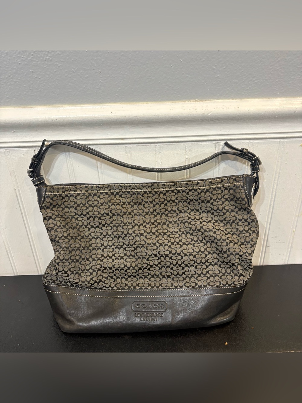 Vtg 90s Coach F11666 Hobo Bucket Shoulder Bag Black Gray Small C Signature